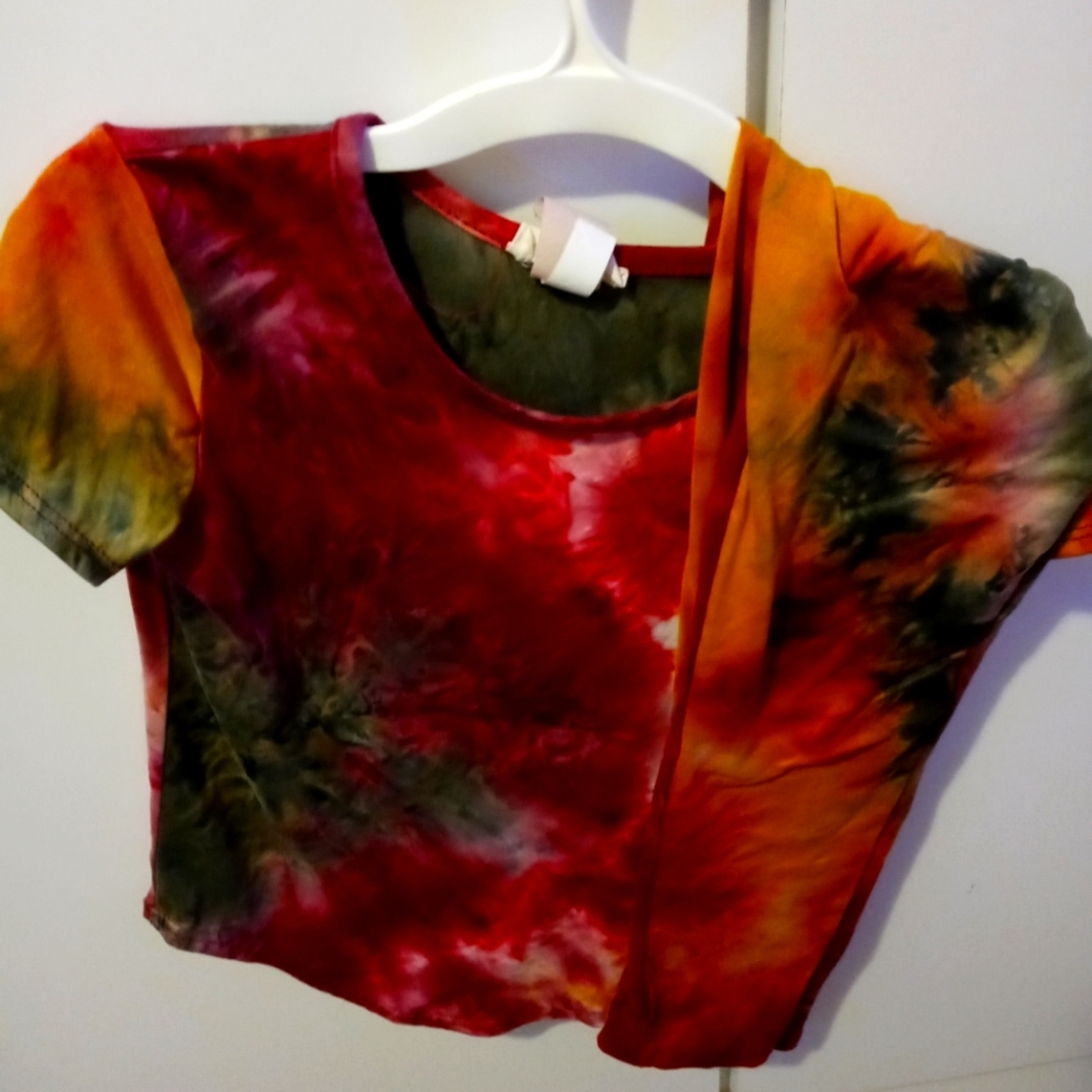 Girls size 6/7 tie-dye outfit